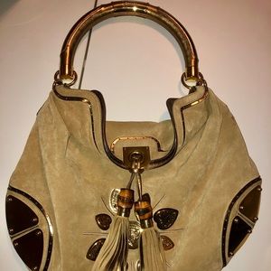 Gucci Guggissima Indy Bag Previously Loved